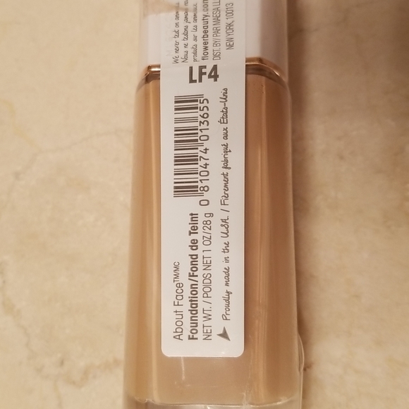 Flower Beauty About Face Liquid Foundation with Primer Shade LF4 - Picture 2 of 3